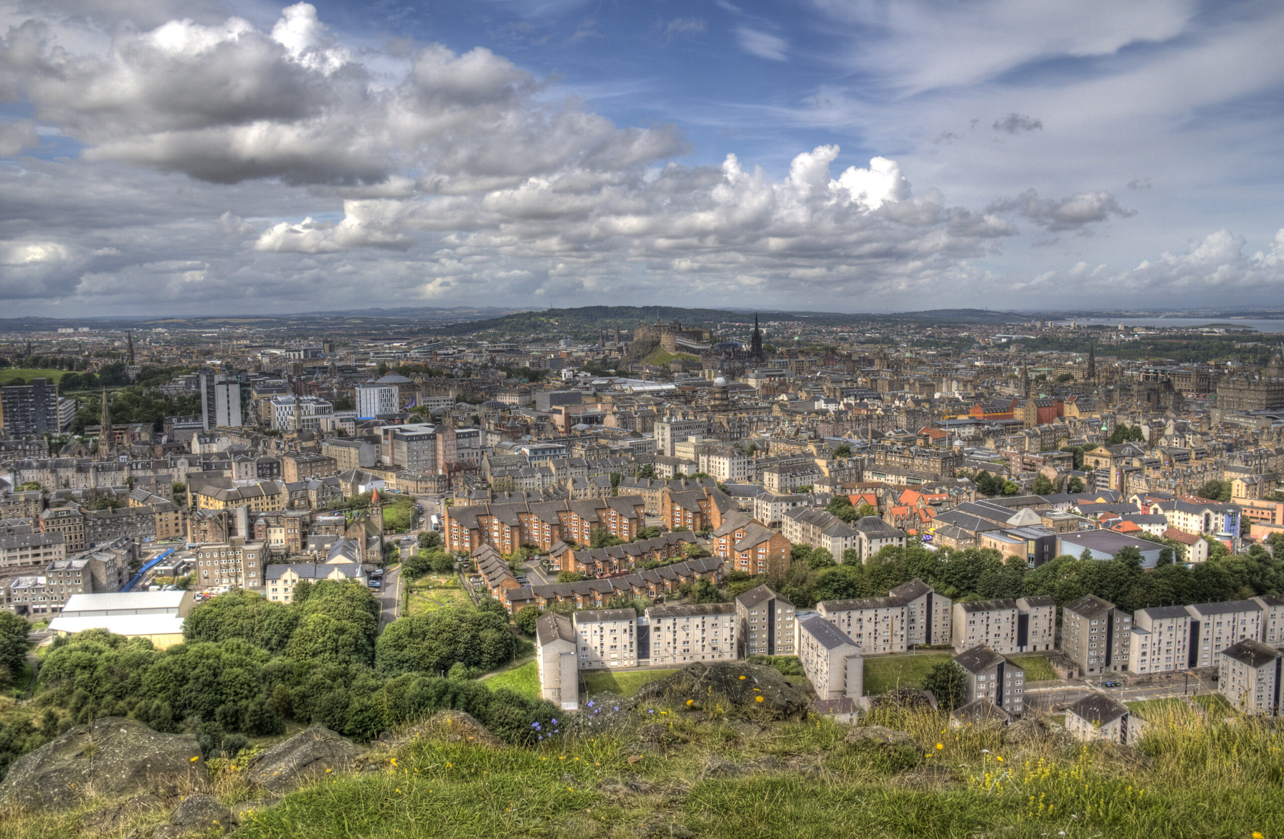 View,Over,Edinburgh,From,Salisbury,Crags,In,Holyrood,Park
